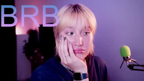 Snapshot of cinbellamy chatting on 10-03-25, 06:10 Cin Bellamy online show from 10-03-25, 06:10