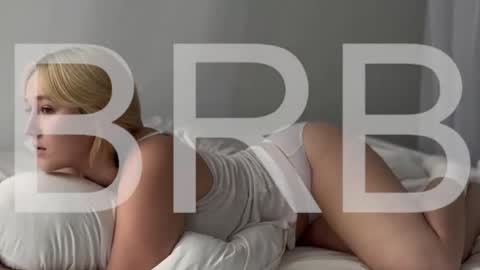 Snapshot of cinbellamy chatting on 11-09-25, 04:33 Cin Bellamy online show from 11-09-25, 04:33