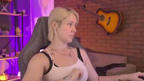 Cin Bellamy online show from 07-13-26, 05:21