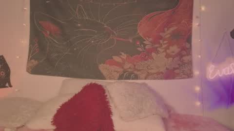 Snapshot of cinderella_lewis chatting on 02-25-26, 04:11 Sofi Eva and Mey online show from 02-25-26, 04:11