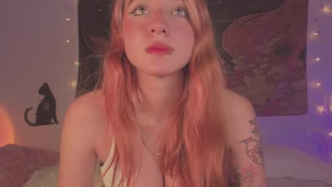 Snapshot of cinderella_lewis chatting on 02-28-26, 03:18 Sofi Eva and Mey online show from 02-28-26, 03:18