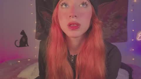 Snapshot of cinderella_lewis chatting on 03-22-26, 05:00 Sofi Eva and Mey online show from 03-22-26, 05:00