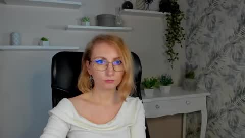 Cinderella online show from 02-19-26, 06:31