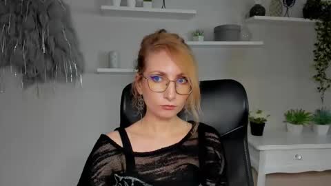 Cinderella online show from 02-24-26, 06:55