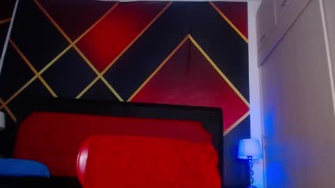 Snapshot of cindyandcarlo chatting on 03-01-25, 06:32 CindyandCarlo online show from 03-01-25, 06:32