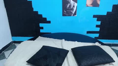 Cinthya online show from 10-22-25, 06:18