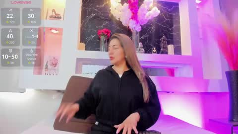 Cinthya  online show from 04-20-26, 11:57