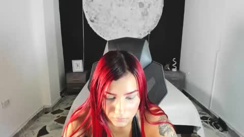 CintiaCollins  online show from 11-14-25, 07:56