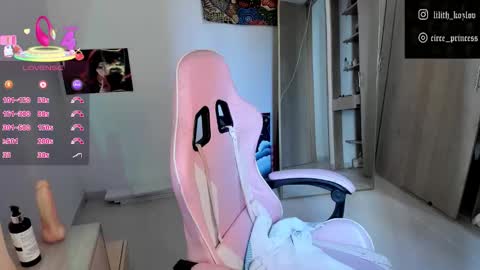 Paulina online show from 12-13-25, 08:58