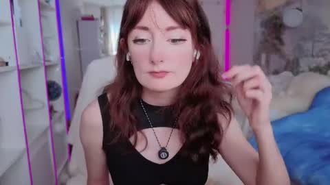 Cissy Glitter online show from 06-19-26, 01:15