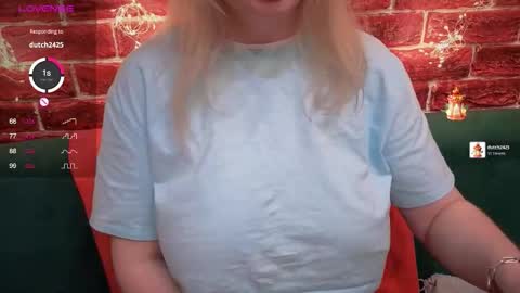 Snapshot of citrusblissss chatting on 01-08-26, 03:25 citrusblissss online show from 01-08-26, 03:25