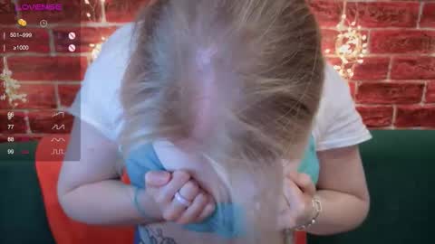 Snapshot of citrusblissss chatting on 01-19-26, 03:21 citrusblissss online show from 01-19-26, 03:21