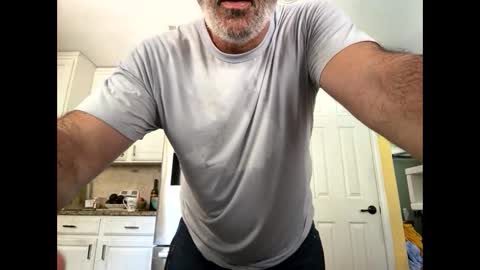 Snapshot of cj3d2 chatting on 05-09-26, 04:34 Cjd32 online show from 05-09-26, 04:34