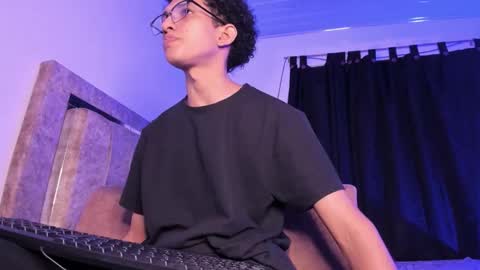 cj_davis1 online show from 03-24-26, 02:16