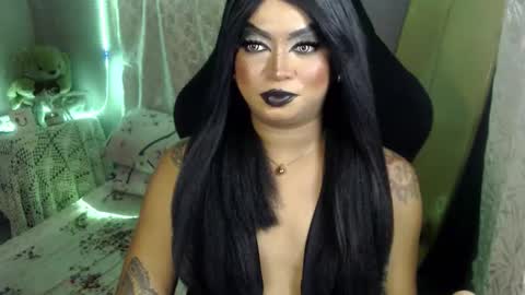 QUEEN CESS online show from 05-26-26, 08:27