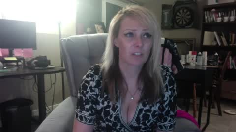 Snapshot of cj_wunderlust chatting on 09-25-25, 07:23 cj_wunderlust online show from 09-25-25, 07:23