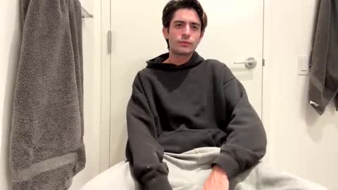 ckeefer96 online show from 11-07-25, 06:30