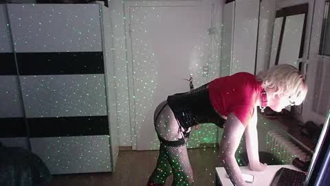 Snapshot of cl1pp3rcr33k chatting on 12-13-24, 06:42 bb online show from 12-13-24, 06:42