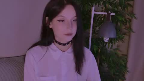 Claire Bennett online show from 06-27-26, 12:48