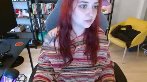 Snapshot of clairebarez chatting on 05-24-26, 02:05 Claire online show from 05-24-26, 02:05