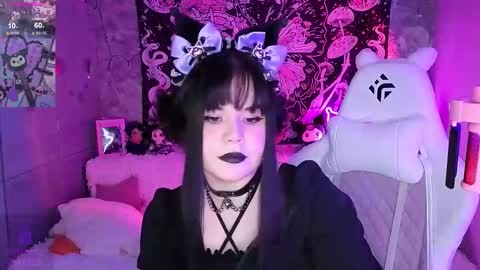 Claire Faers online show from 11-23-25, 06:30