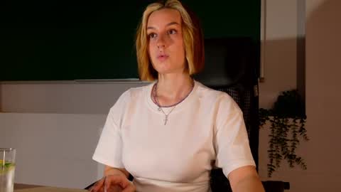 Claire online show from 07-04-26, 03:07