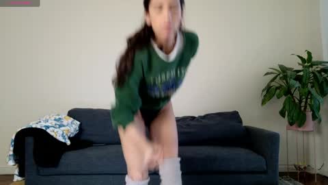 Snapshot of clairevarhol chatting on 05-21-26, 10:33 clairevarhol online show from 05-21-26, 10:33