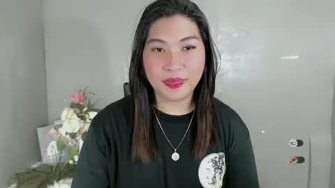 CLAIRE online show from 02-06-25, 08:29