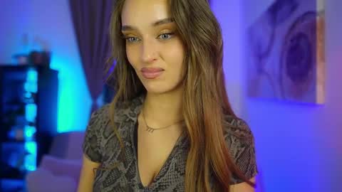 Snapshot of clara_smile chatting on 10-24-25, 06:37 Clara smile online show from 10-24-25, 06:37