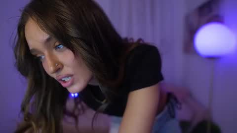 Snapshot of clara_smile chatting on 11-30-25, 08:13 Clara smile online show from 11-30-25, 08:13