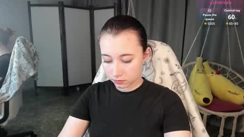 clarabenson online show from 09-29-25, 05:07