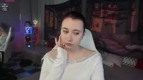 clarabenson online show from 10-27-25, 10:14