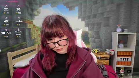 clarabenson online show from 11-07-25, 06:41