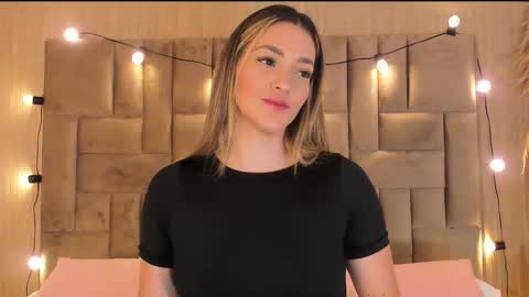 Clara del mar online show from 11-27-25, 10:28