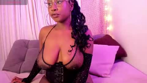 Clara online show from 07-20-26, 10:39