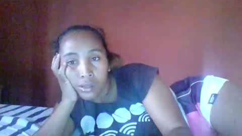 Snapshot of clarah0123 chatting on 01-15-26, 07:35 Clarah0123 online show from 01-15-26, 07:35