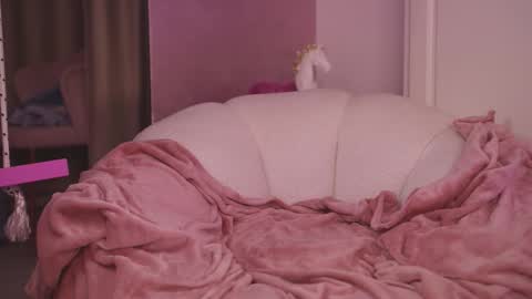 ClaraHazel online show from 09-11-25, 02:33