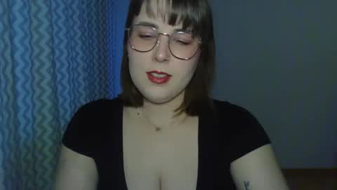 Snapshot of claralovely chatting on 04-13-26, 05:07 Clara online show from 04-13-26, 05:07