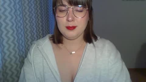 Snapshot of claralovely chatting on 04-22-26, 05:25 Clara online show from 04-22-26, 05:25