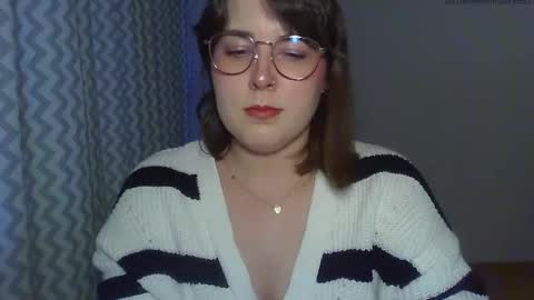 Snapshot of claralovely chatting on 04-27-26, 05:44 Clara online show from 04-27-26, 05:44