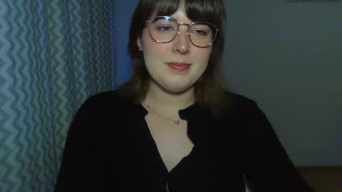Snapshot of claralovely chatting on 05-07-26, 05:18 Clara online show from 05-07-26, 05:18