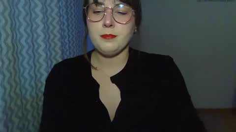 Snapshot of claralovely chatting on 05-18-26, 06:03 Clara online show from 05-18-26, 06:03
