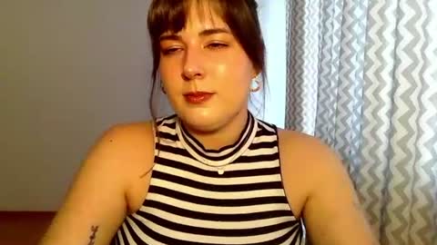 Snapshot of claralovely chatting on 06-28-26, 04:46 Clara online show from 06-28-26, 04:46