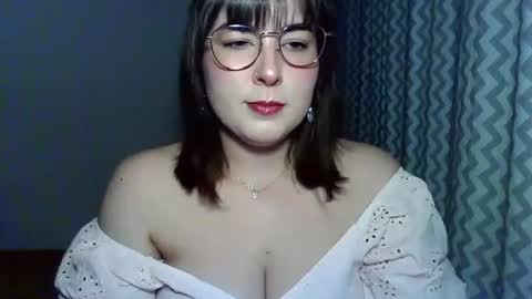 Snapshot of claralovely chatting on 07-05-26, 07:10 Clara online show from 07-05-26, 07:10