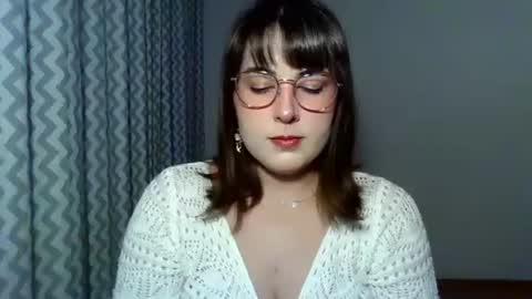 Snapshot of claralovely chatting on 07-06-26, 06:54 Clara online show from 07-06-26, 06:54
