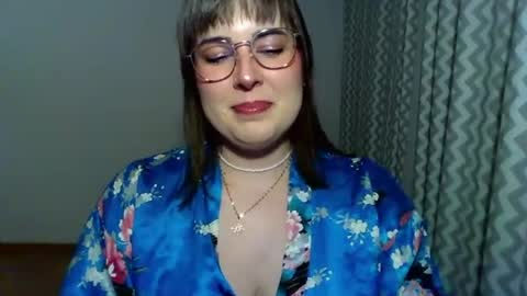 Snapshot of claralovely chatting on 07-22-26, 09:17 Clara online show from 07-22-26, 09:17