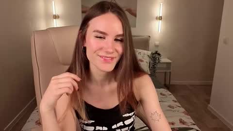 Claire online show from 11-11-25, 02:06