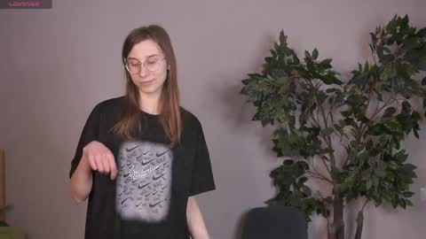 Sara online show from 05-30-26, 07:16