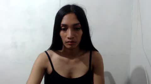clarita_123 online show from 06-15-26, 01:13