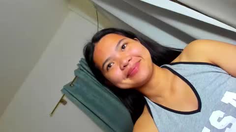 Snapshot of clarita_moore1000 chatting on 01-13-25, 01:23 Rita online show from 01-13-25, 01:23